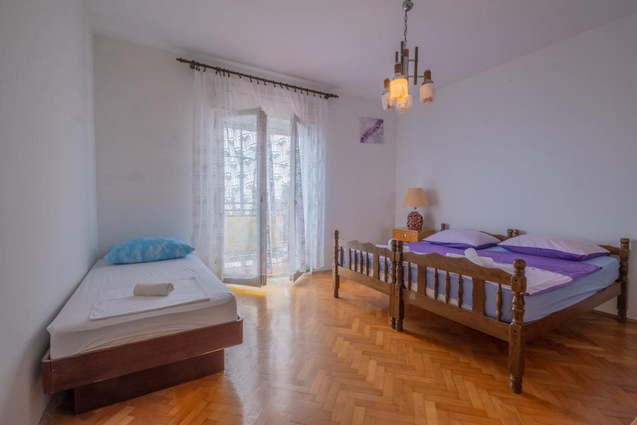 רייקה Room Apartment Kantrida מראה חיצוני תמונה
